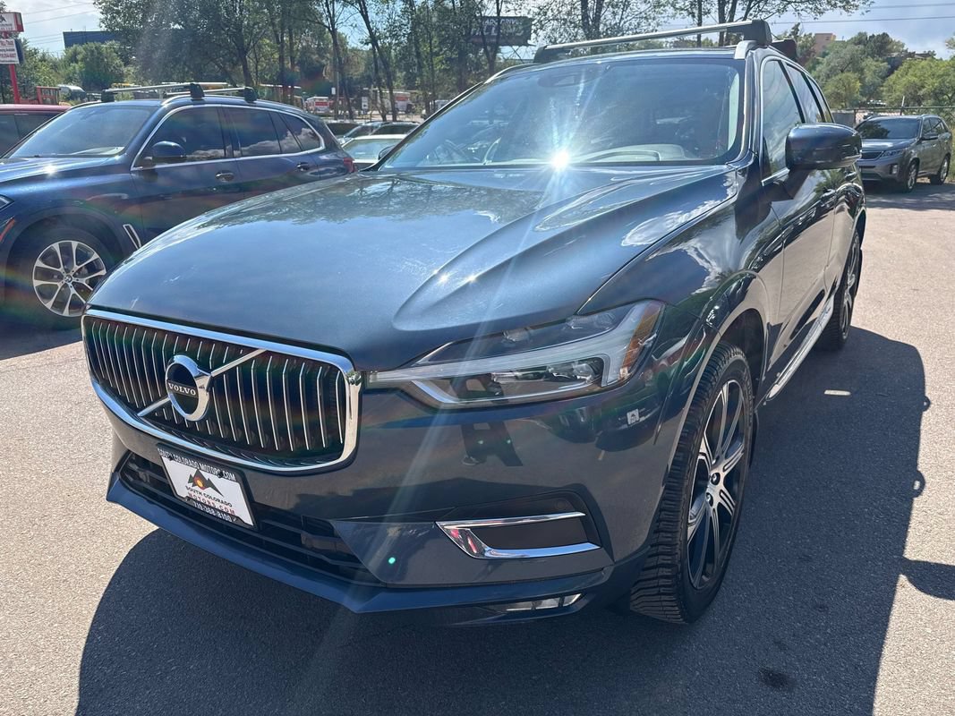 Used 2021 Volvo XC60 T5 Inscription w/ Climate Package AWD/4WD image 3