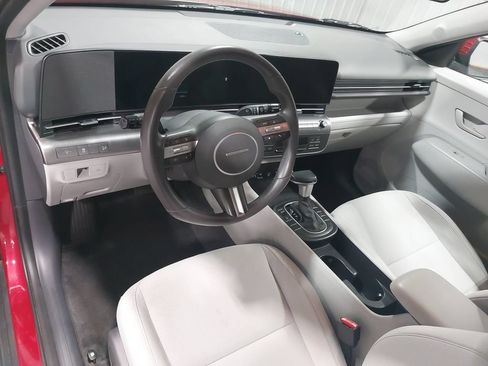 Certified 2025 Hyundai Kona SEL AWD/4WD image 15