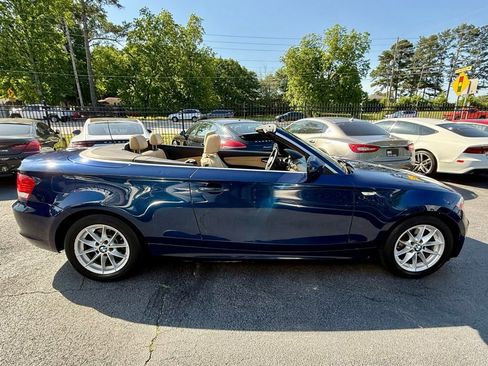 Used 2011 BMW 128i Convertible RWD image 4