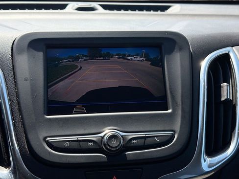 Used 2020 Chevrolet Equinox LT image 13