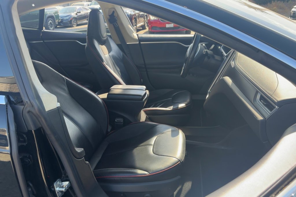 Used 2013 Tesla Model S Performance RWD image 14