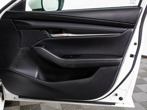 Used 2023 MAZDA MAZDA3 s image 42