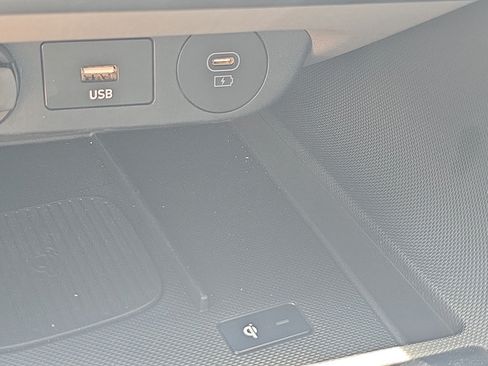 Certified 2026 Hyundai Elantra Sport FWD image 29