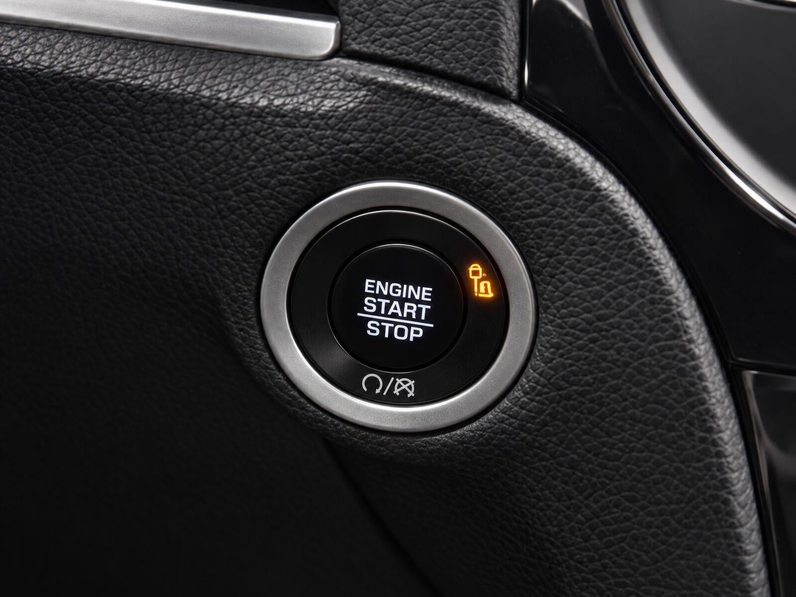 Used 2019 Chrysler 300 S RWD image 13