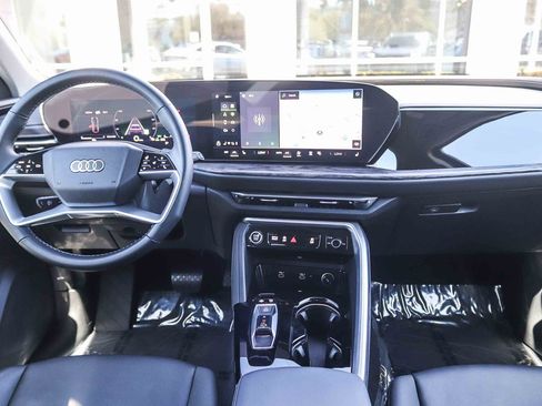 Certified 2025 Audi Q5 Premium w/ Convenience Package AWD/4WD image 13