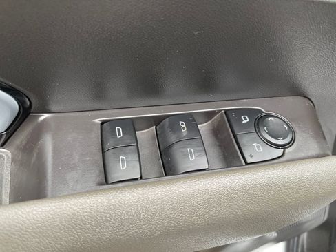 Used 2025 Chevrolet Colorado ZR2 image 11