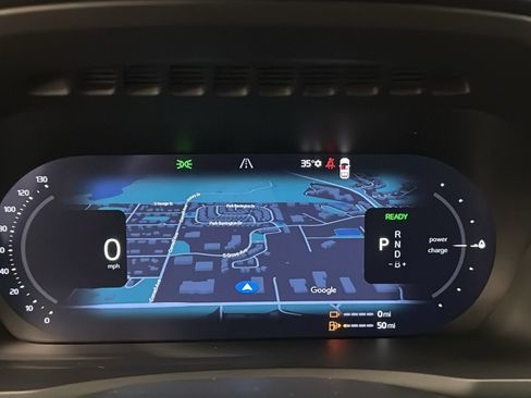 New 2026 Volvo XC90 T8 Plus w/ Protection Package Premier image 15