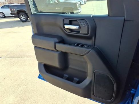 Used 2025 Chevrolet Silverado 1500 Custom w/ LPO, Dark Essentials Package AWD/4WD image 18