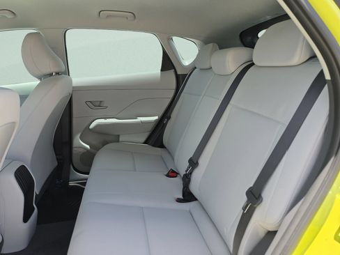 New 2026 Hyundai Kona SE FWD image 19