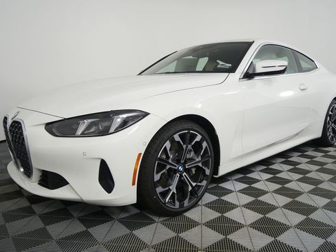 New 2026 BMW 430i Coupe w/ Premium Package image 8