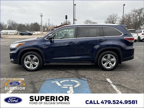 Used 2016 Toyota Highlander Limited w/ Driver Technology Package image 17