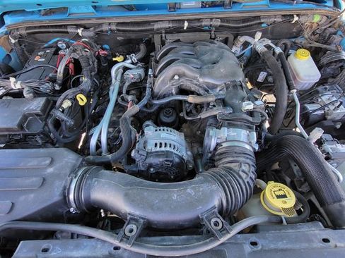 Used 2017 Jeep Wrangler Sport image 22