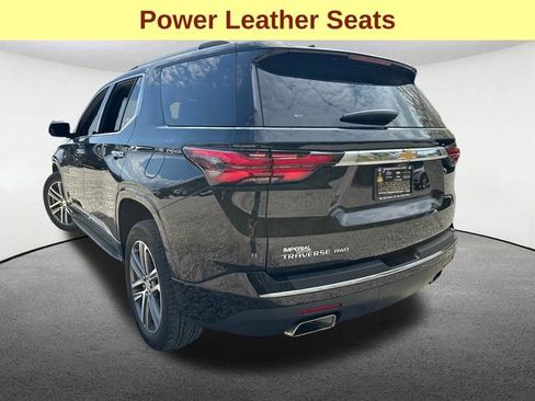 Used 2023 Chevrolet Traverse High Country w/ LPO, 'HIT The Road' Package AWD/4WD image 10