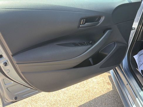 Used 2024 Toyota Corolla LE FWD image 12