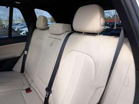 Used 2021 BMW X5 xDrive40i w/ Convenience Package image 31