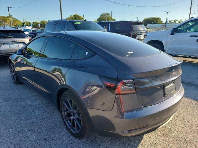 Used 2022 Tesla Model 3 Long Range AWD/4WD image 2