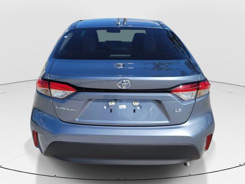 Used 2025 Toyota Corolla LE w/ Convenience Package FWD image 6
