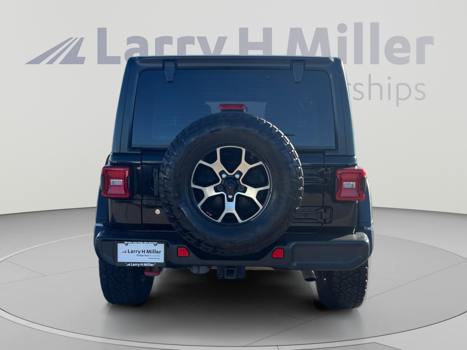 Used 2018 Jeep Wrangler Unlimited Rubicon AWD/4WD image 4