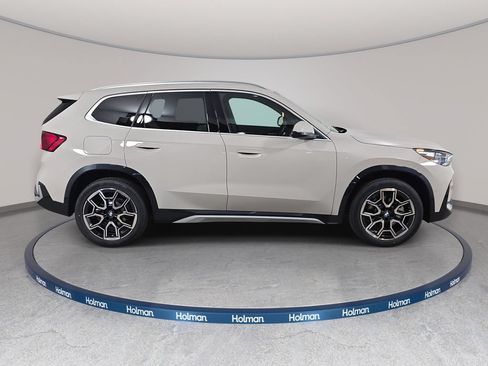 New 2026 BMW X1 xDrive28i w/ Technology Package AWD/4WD image 4