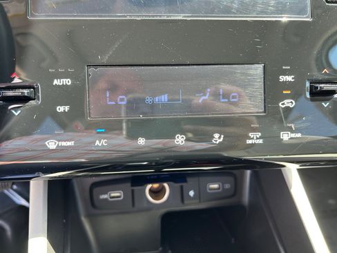 Used 2023 Hyundai Tucson SEL w/ Convenience Package image 16