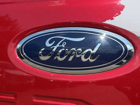 Certified 2023 Ford F250 Lariat w/ Chrome Package AWD/4WD image 31