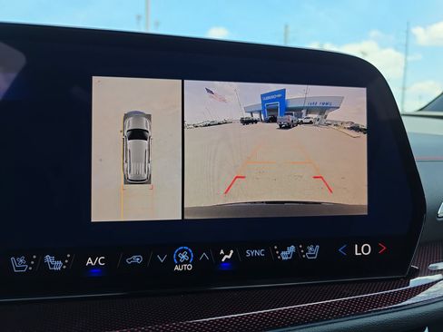 New 2026 Chevrolet Traverse RS FWD image 24