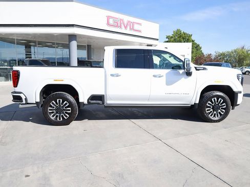 Used 2024 GMC Sierra 3500 Denali Ultimate image 7