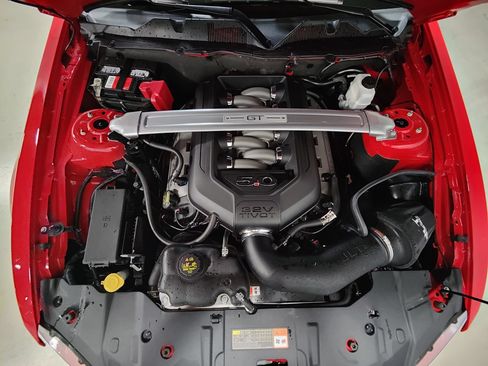 Used 2014 Ford Mustang GT Premium RWD image 4