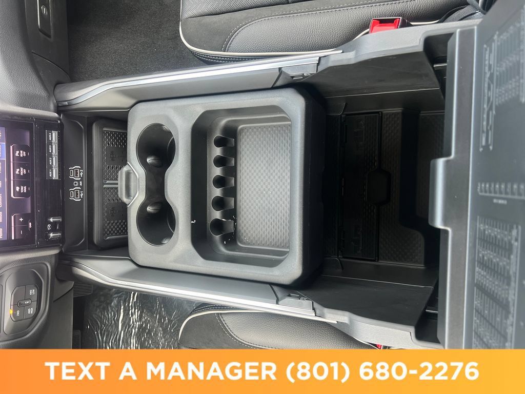New 2026 RAM 2500 Laramie AWD/4WD image 27
