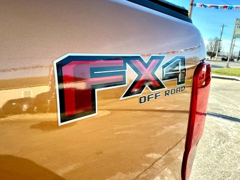 Used 2019 Ford Ranger Lariat w/ Equipment Group 501A Mid image 28