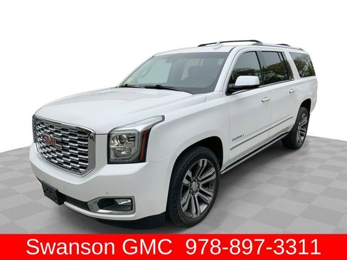 Certified 2020 GMC Yukon XL Denali w/ Denali Ultimate Package AWD/4WD image 1