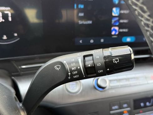 Used 2024 Hyundai Kona SEL image 22