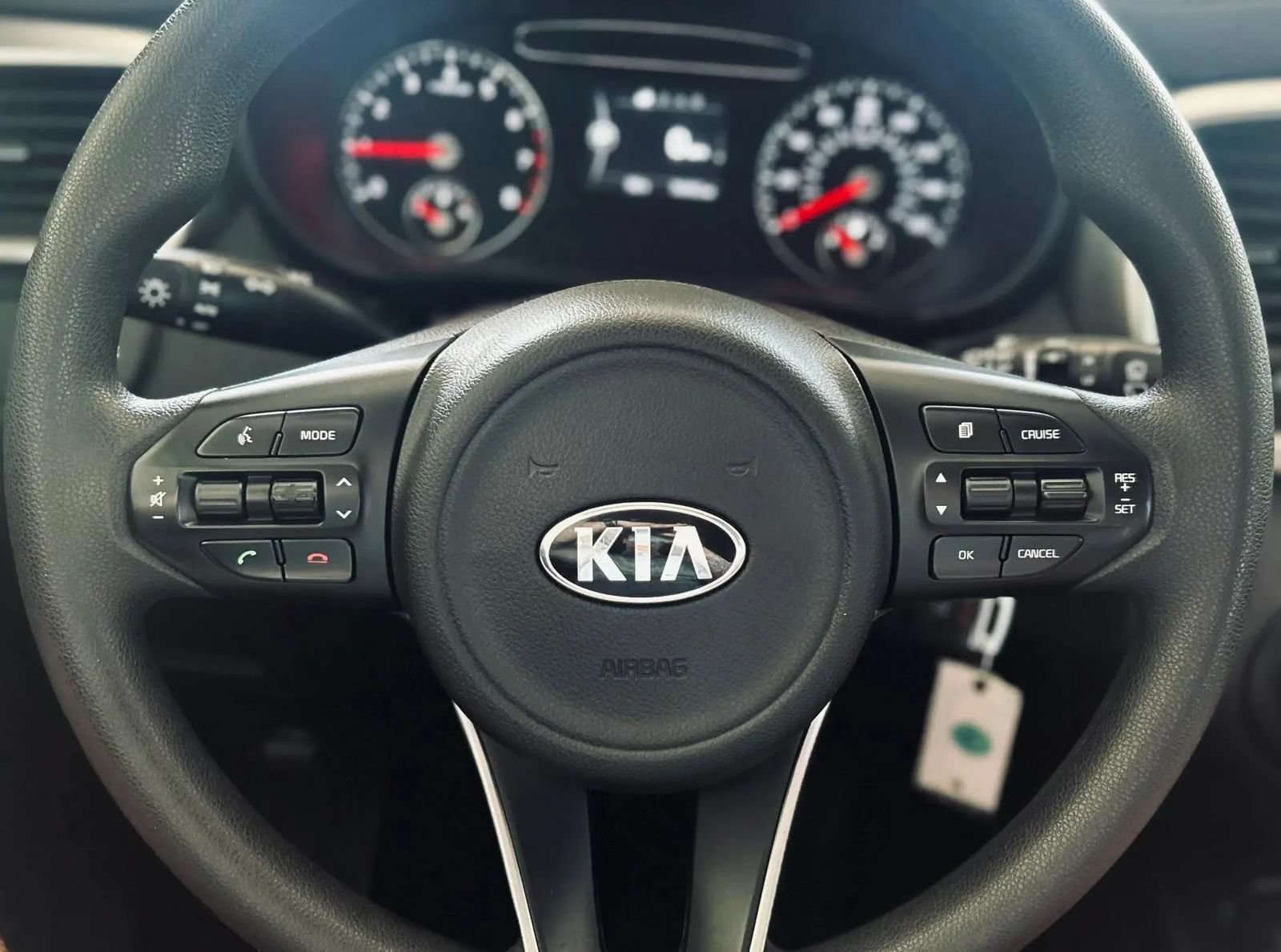 Used 2018 Kia Sorento FWD image 12