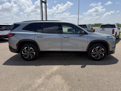 New 2026 Buick Enclave Sport Touring FWD image 10