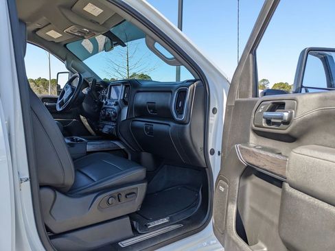 Used 2023 Chevrolet Silverado 2500 LTZ w/ LTZ Plus Package image 49