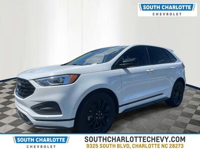 Used 2022 Ford Edge SE w/ Black Appearance Package