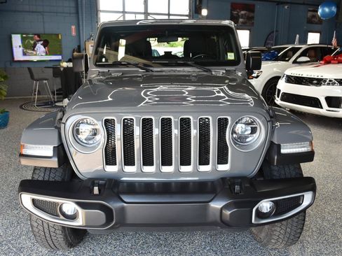 Used 2021 Jeep Wrangler Unlimited Sahara w/ LED Lighting Group AWD/4WD image 14