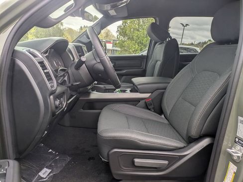 New 2026 RAM 1500 Express AWD/4WD image 12