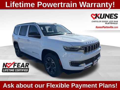 Used 2024 Jeep Wagoneer Series III image 1