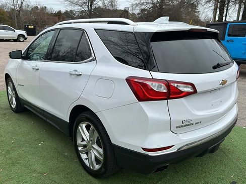 Used 2018 Chevrolet Equinox Premier image 6