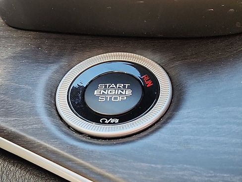 Used 2022 Jeep Grand Cherokee Limited 4xe image 23