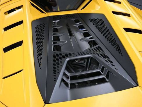 Used 2026 Lamborghini Temerario AWD/4WD image 29