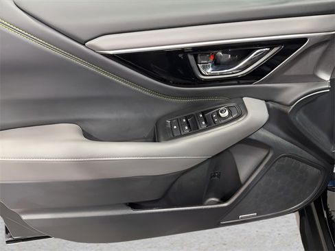 Used 2025 Subaru Outback Onyx Edition XT w/ Tech Package 2 image 9