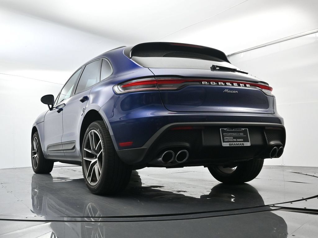 Certified 2024 Porsche Macan AWD/4WD image 47