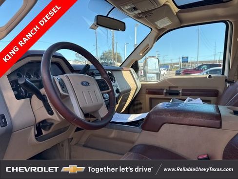 Used 2012 Ford F250 King Ranch w/ King Ranch w/Chrome Pkg image 24