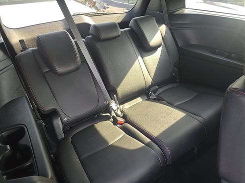 Used 2023 Honda Odyssey Sport image 10