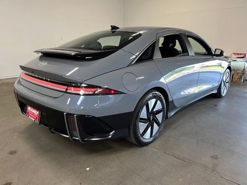 Used 2023 Hyundai Ioniq 6 SEL RWD image 3
