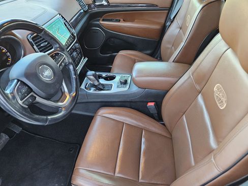 Used 2021 Jeep Grand Cherokee Overland image 17