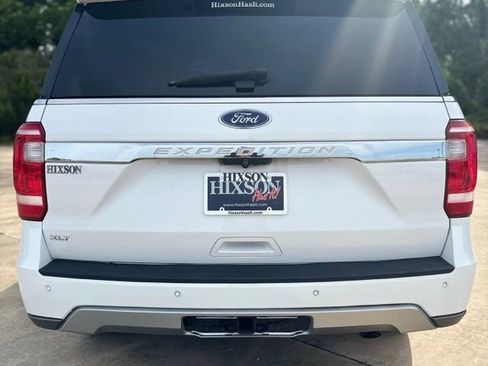 Used 2019 Ford Expedition XLT RWD image 4