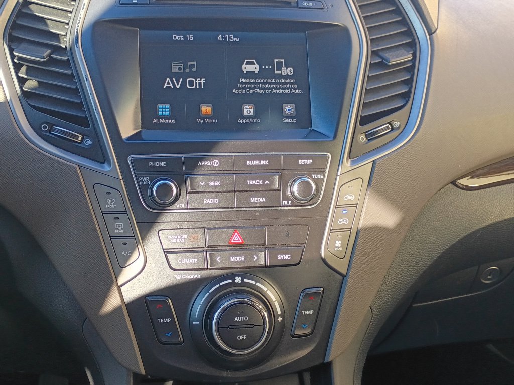Used 2017 Hyundai Santa Fe SE w/ Cargo Package AWD/4WD image 23